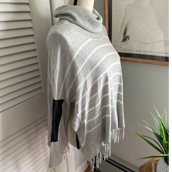 JAMISON Womens Sweater Small Gray Striped Cowl Neck Fitted Sleeve Relaxed Fit - Picture 4 of 10